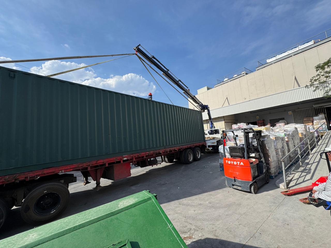 Contenedor comercial